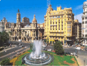 Plaza del Ayuntamiento de Valencia en una imagen usada para ilustrar la expresión atraco a mano armada.